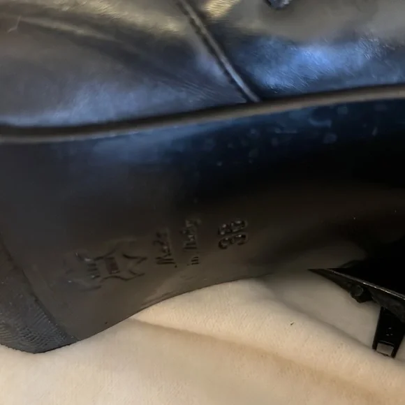 Black stacked heels boots - Picture 10 of 14